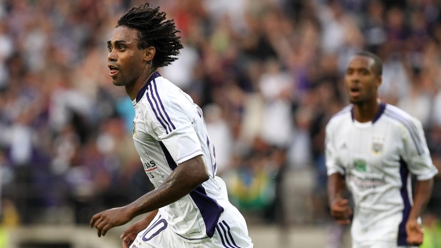 Anderlecht hit five to move in on play-offs, UEFA Champions League